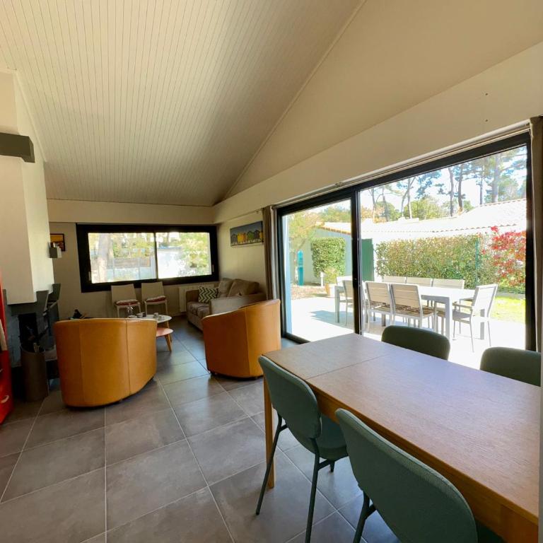 Superbe maison 4 chambres, proche plage, au calme, avec WIFI - FR-1-323-375 - Maison de Vacances - 19