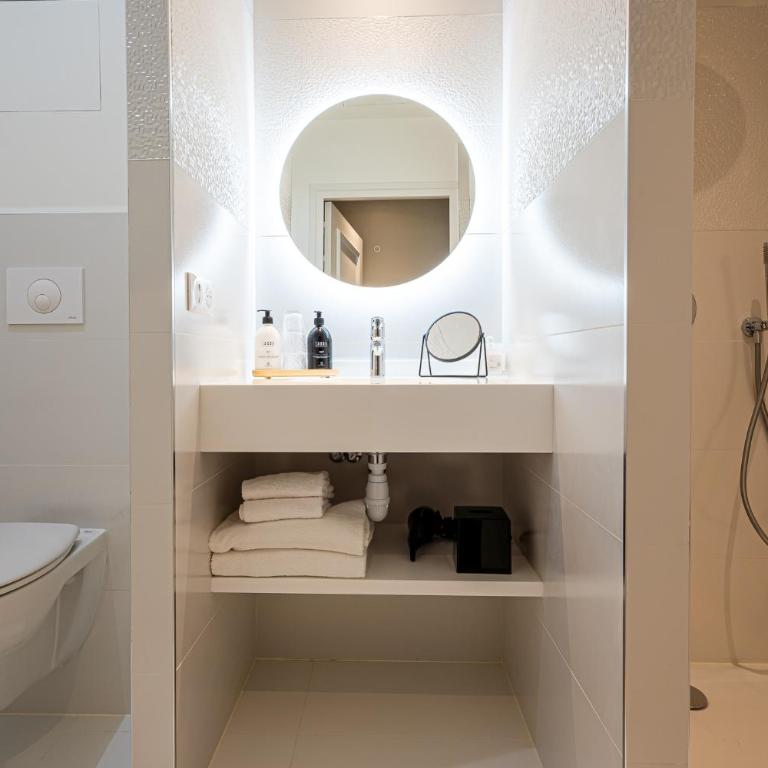 L'INVITATION AU VOYAGE - Hôtel & Spa - Chambre Double Standard - 7