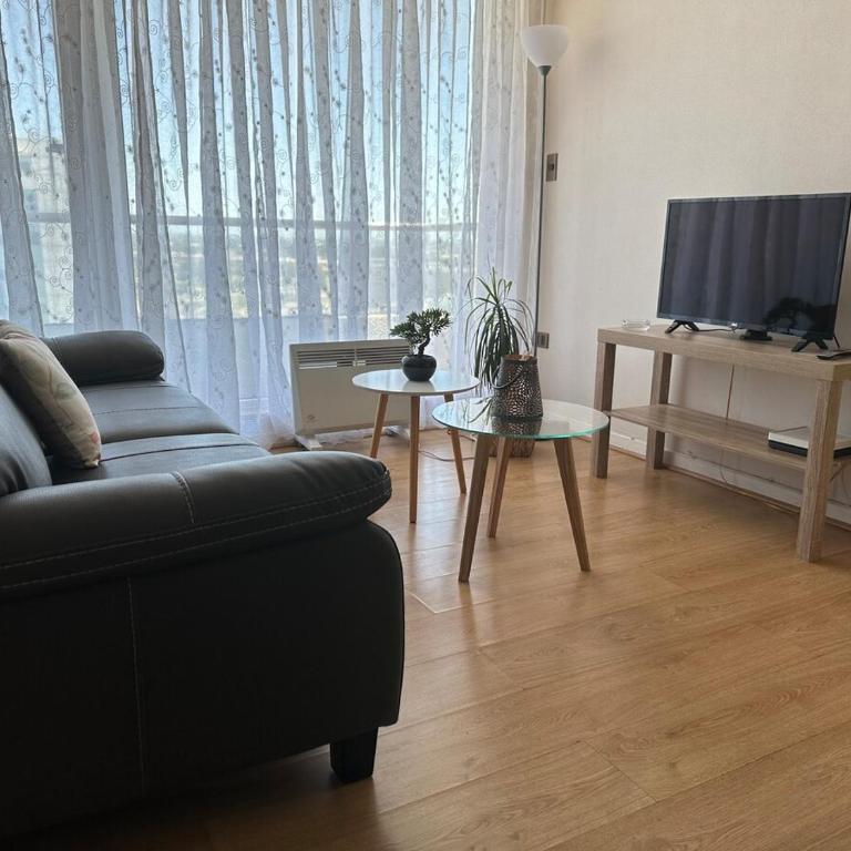 Dpto 2D cercano Aeropuerto, Concepción - Apartamento de 2 dormitorios - 5