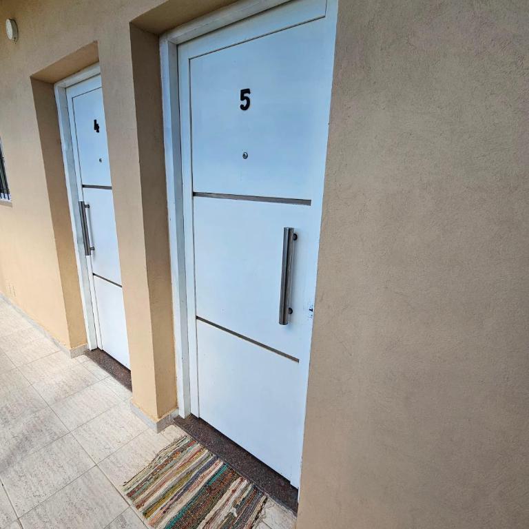 Departamentos Ríos del Neuquén - Apartamento de 1 dormitorio con jardín - 1
