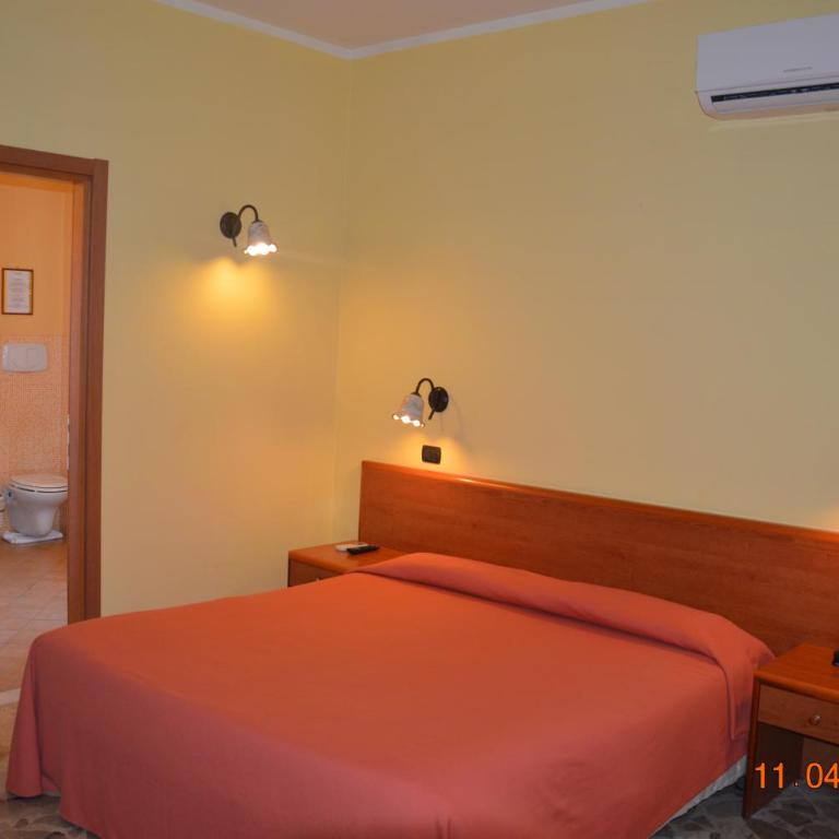 Mare e Sole Villa Urso - Camera Quadrupla con Bagno Privato - 3