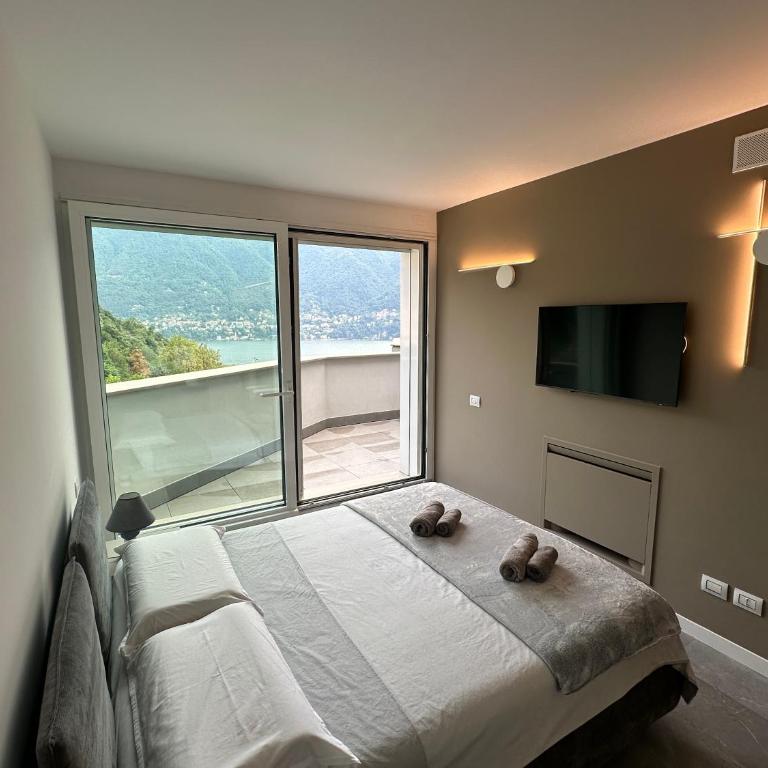Luxury Lake View Apartment - Lake Como - Cernobbio - Appartamento con 2 Camere da Letto e Vista Lago - 1