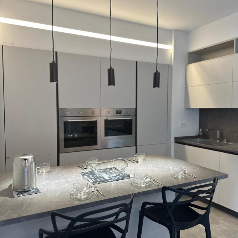 Luxury Lake View Apartment - Lake Como - Cernobbio - Appartamento con 2 Camere da Letto e Vista Lago - 24