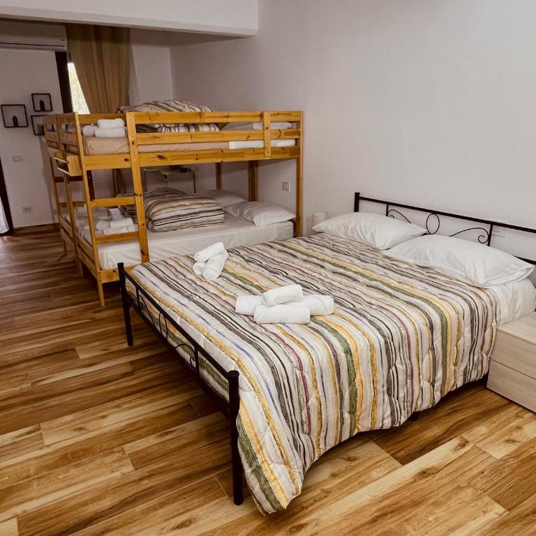 Garda Havens - Camera Familiare con Bagno Privato - 3