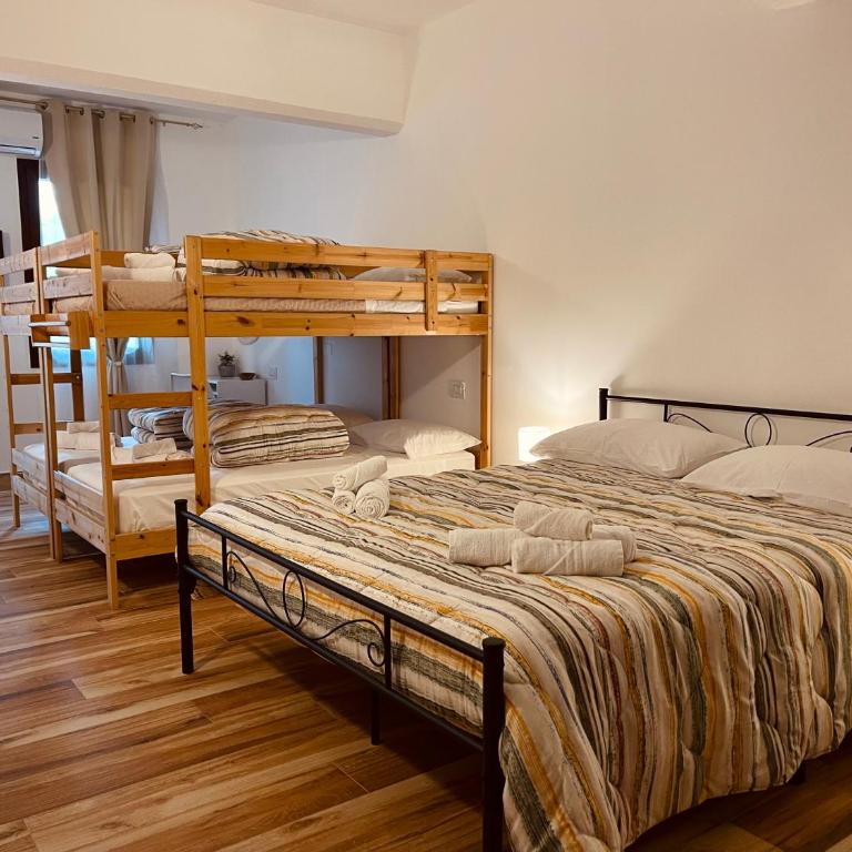 Garda Havens - Camera Familiare con Bagno Privato - 11