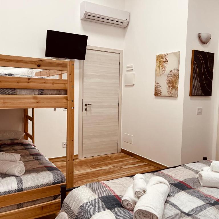 Garda Havens - Camera Quadrupla con Bagno Privato - 6