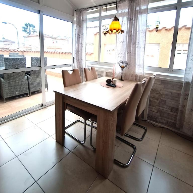 Charming Quadro-Pool-Roof Terrace-Los Altos-Torrevieja PMT04 - Three-Bedroom Apartment - 19