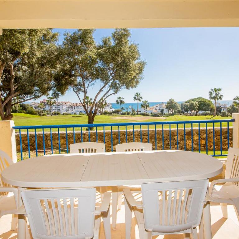 Los Castillos 36 - Apartamento con vistas al jardín - 10