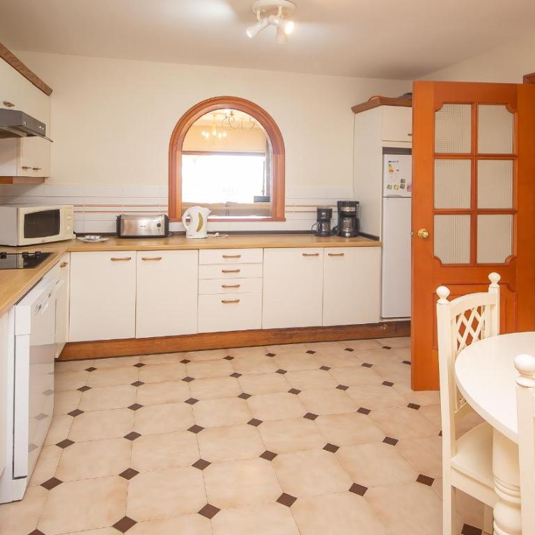 Los Castillos 36 - Apartamento con vistas al jardín - 36