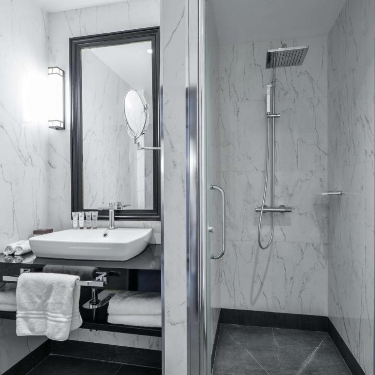 Maison Astor Paris, Curio Collection by Hilton - Chambre Lits Jumeaux Premium - 2