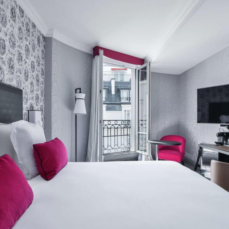 Maison Astor Paris, Curio Collection by Hilton - Chambre Lit King-Size Premium - 1