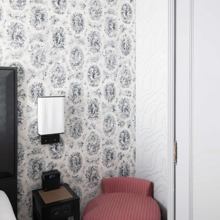 Maison Astor Paris, Curio Collection by Hilton - Chambre Lit Queen-Size - 5