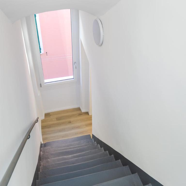 Hostdomus - Azure Loft FREE GARAGE - Appartamento con 1 Camera da Letto e Terrazza - 15