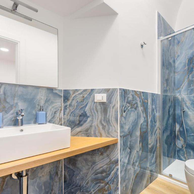Hostdomus - Azure Loft FREE GARAGE - Appartamento con 1 Camera da Letto e Terrazza - 26