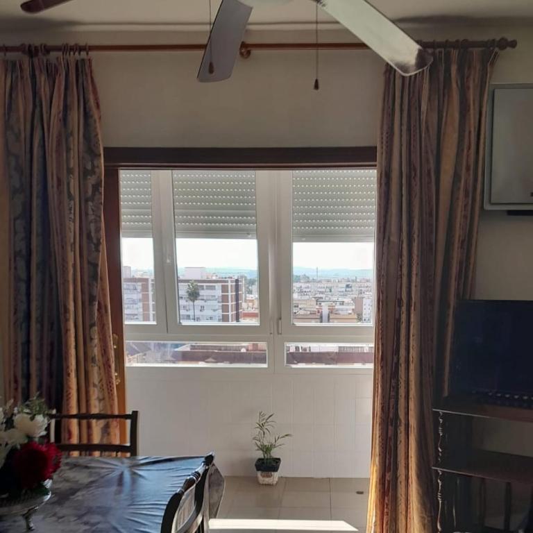 Apartamento en Fátima con excelente conexión a BLET, UCO y Las Quemadas - Apartamento de 3 dormitorios - 9