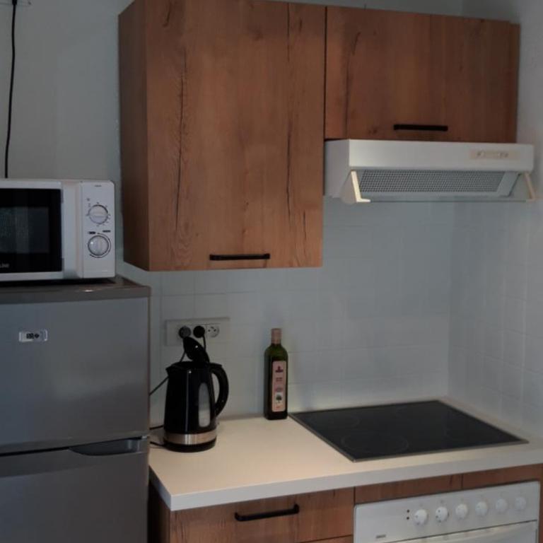 Les Mers du Sud, 4 personnes, vélos, piscine, climatisation, plage à 120m - Casa con 2 Camere da Letto - 7