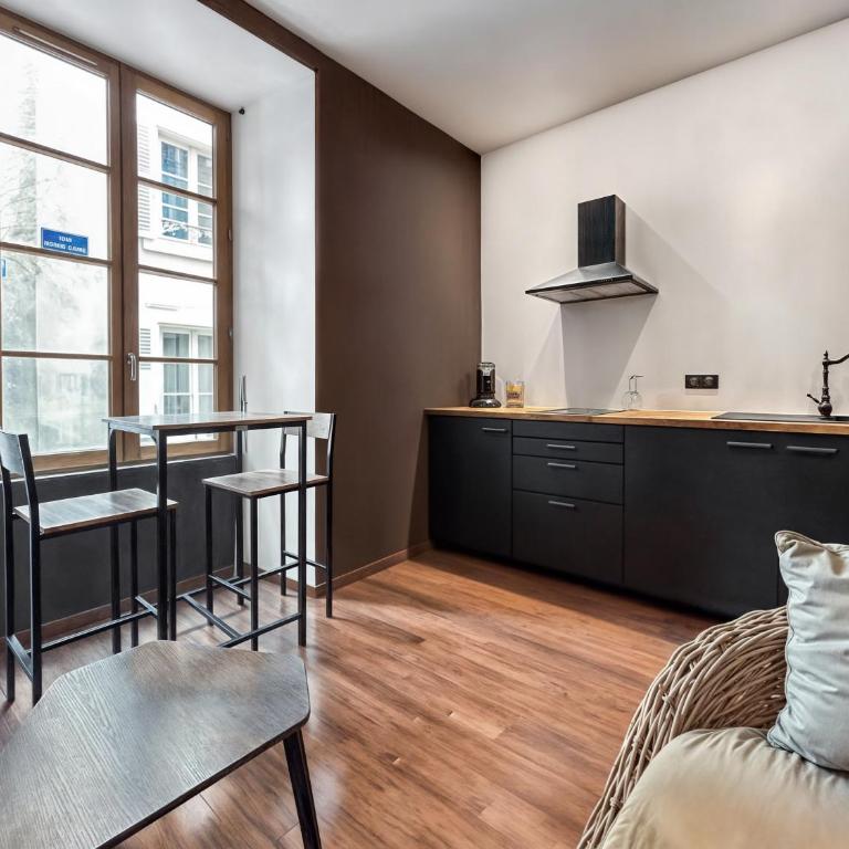 Suite Zen & jacuzzi - Une parenthèse de détente Nouveau! DAY USE! - Appartement - Rez-de-Chaussée - 11