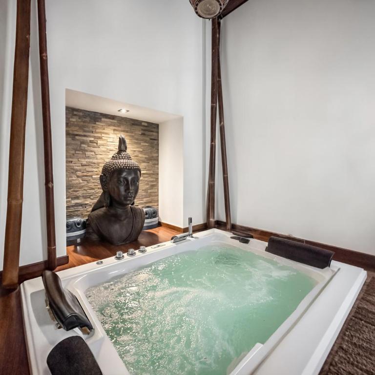 Suite Zen & jacuzzi - Une parenthèse de détente Nouveau! DAY USE! - Appartement - Rez-de-Chaussée - 21