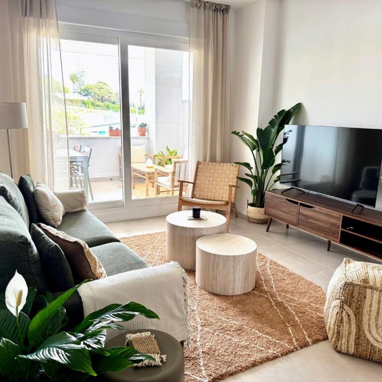 Casa Dreams - Two-Bedroom Apartment with Balcony - 2