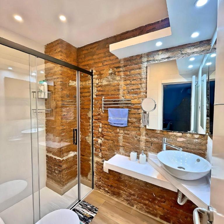 Excellent location Malaga centro historico 2 bed flat - Two-Bedroom Apartment - 3