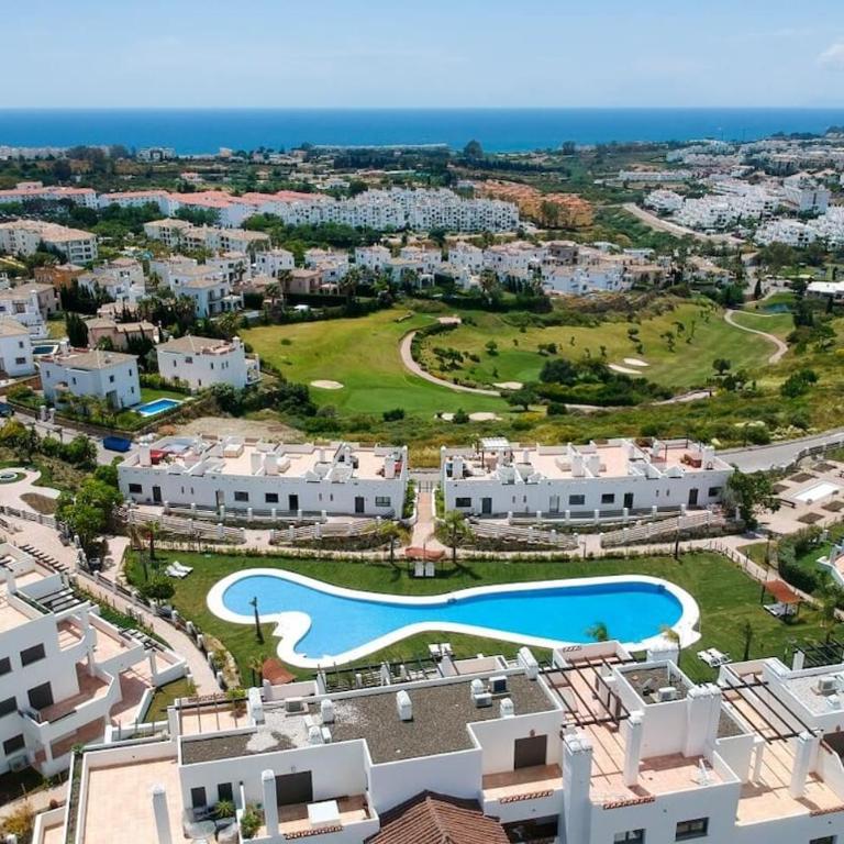 Luxury Apartment With Big Terrace - Apartamento de 2 dormitorios con vistas parciales al océano - 1