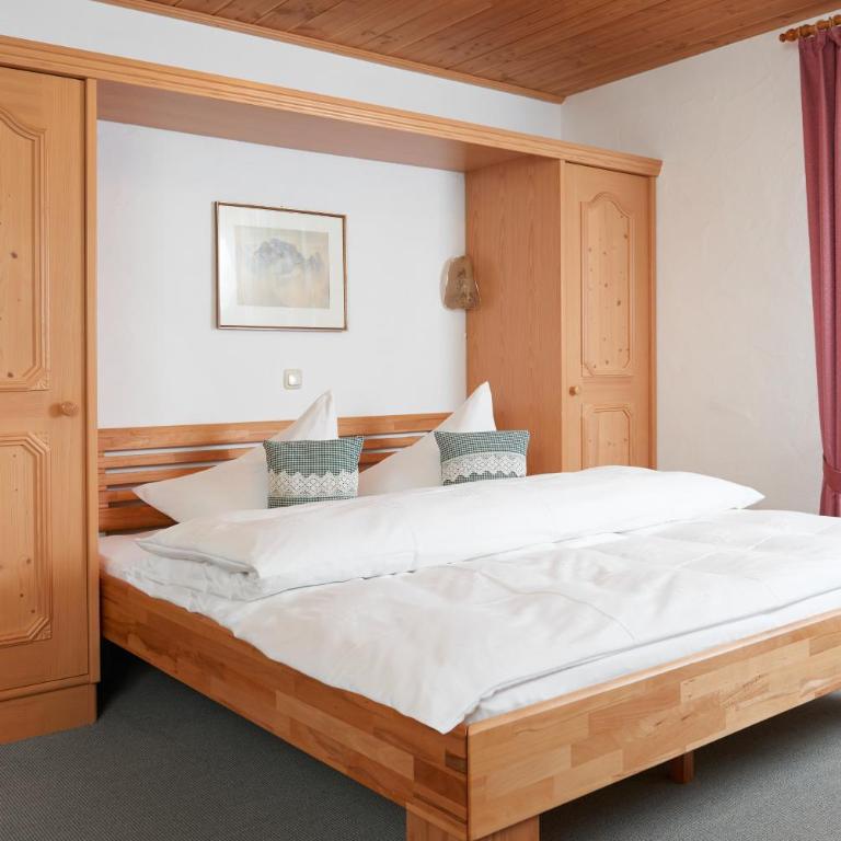 Landhaus Rietzler - Apartment mit 1 Schlafzimmer, Balkon und Bergblick - 2