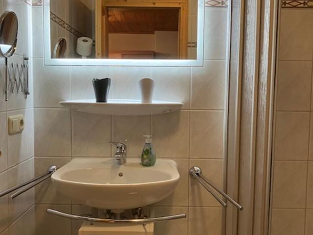 Landhaus Rietzler - Apartment mit 1 Schlafzimmer, Balkon und Bergblick - 4