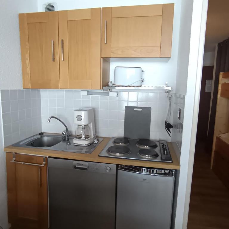Appartement cosy rénové, balcon sud, accès ski, 4 pers - FR-1-445-159 - Appartement (4 Adultes) - 3