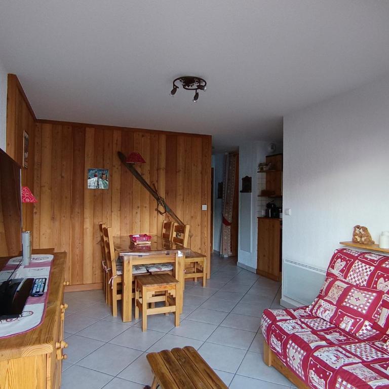 Appartement cosy à Montgenèvre avec terrasse et parking - FR-1-445-168 - Apartamento (4 adultos) - 1