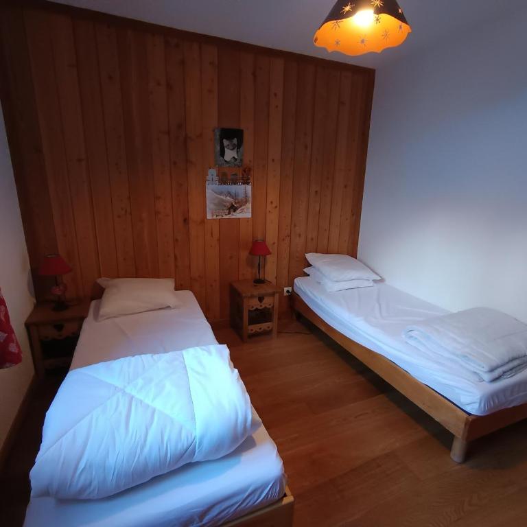 Appartement grand confort, terrasse sud, proche pistes, animaux et parking - FR-1-445-174 - Appartement (8 Adultes) - 7