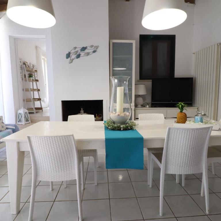 Villa Patrizia Mediterranean Charm & Deluxe Comfort in Otranto Sleeps 6 Wifi & AC - Villa con 2 Camere da Letto - 2