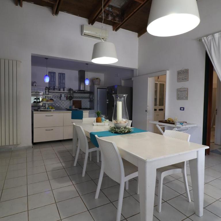 Villa Patrizia Mediterranean Charm & Deluxe Comfort in Otranto Sleeps 6 Wifi & AC - Villa con 2 Camere da Letto - 64