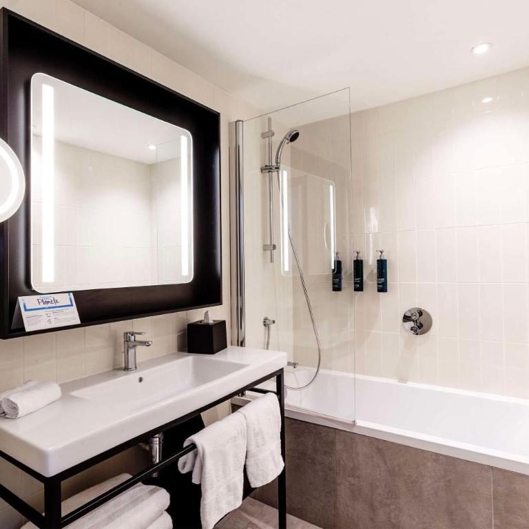 Hilton Lille - Chambre Lit King-Size - 1