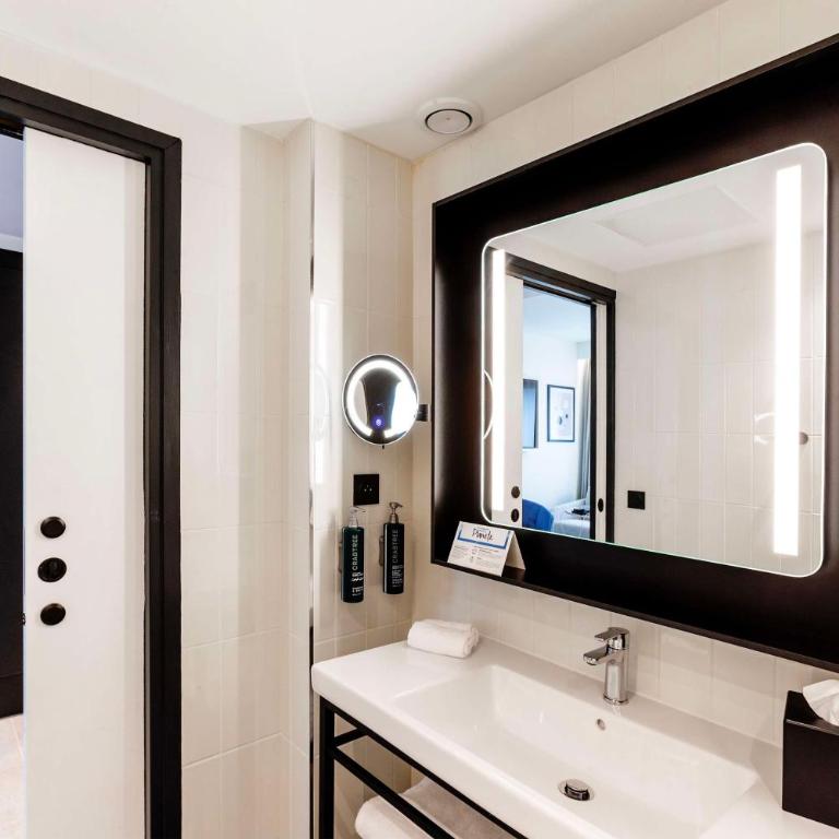 Hilton Lille - Chambre Lit King-Size - 2