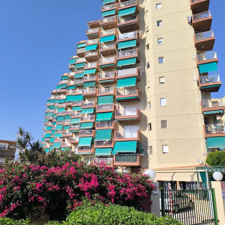 Góndolas, enfrente de la playa, aire acondicionado en dormitorio - One-Bedroom Apartment - 6