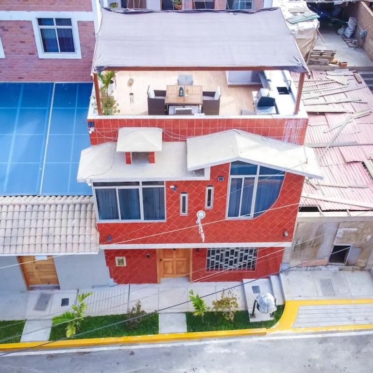 Modern House with Terrace! Near the Beaches - Three-Bedroom House - 38