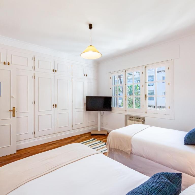 Aurora Boutique - Only Adults - Habitación Doble Deluxe - 2 camas - 8