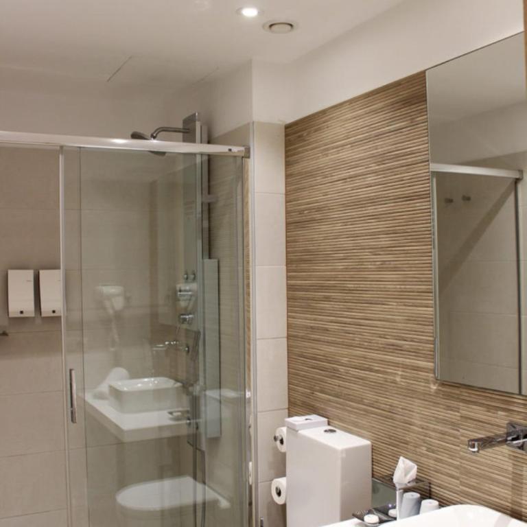 AH Art Hotel Palma - ONLY ADULTS - Habitación Doble Deluxe - 8