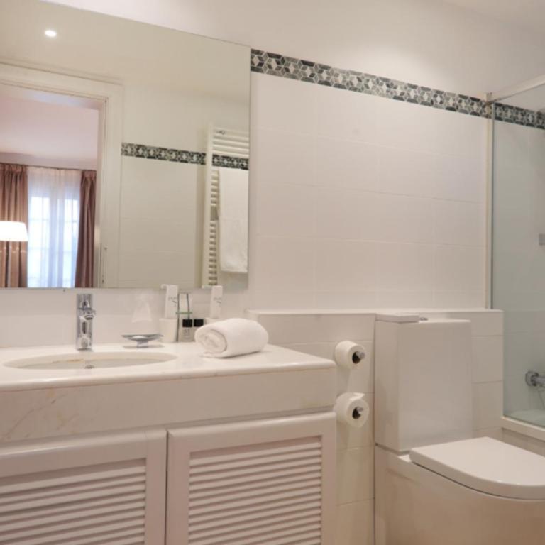 AH Art Hotel Palma - ONLY ADULTS - Habitación Doble Deluxe - 5
