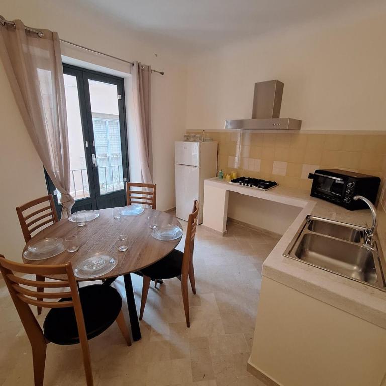 Torre Pali vacation home - Three-Bedroom Apartment - 13