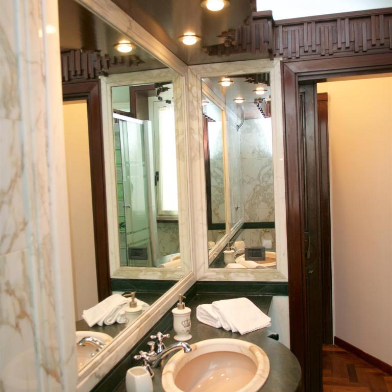 La Maison Royale downtown bed and italian breakfast - Double Room - 12