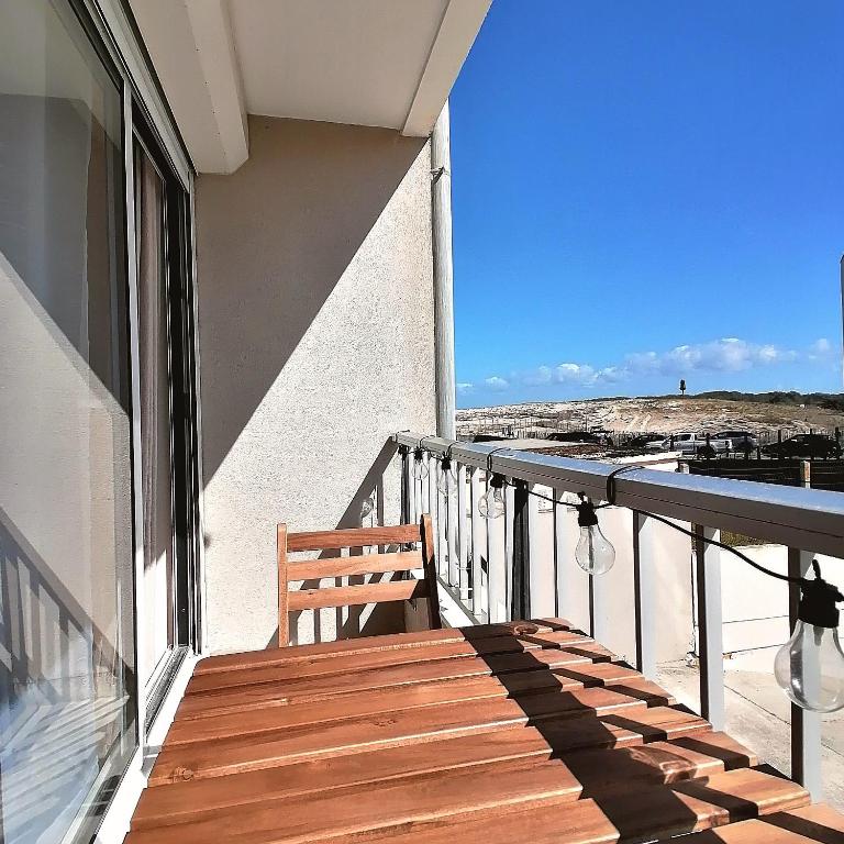 Joli studio front de mer Balcon WIFI vue cour - Studio Apartment with One Double Bed - 4