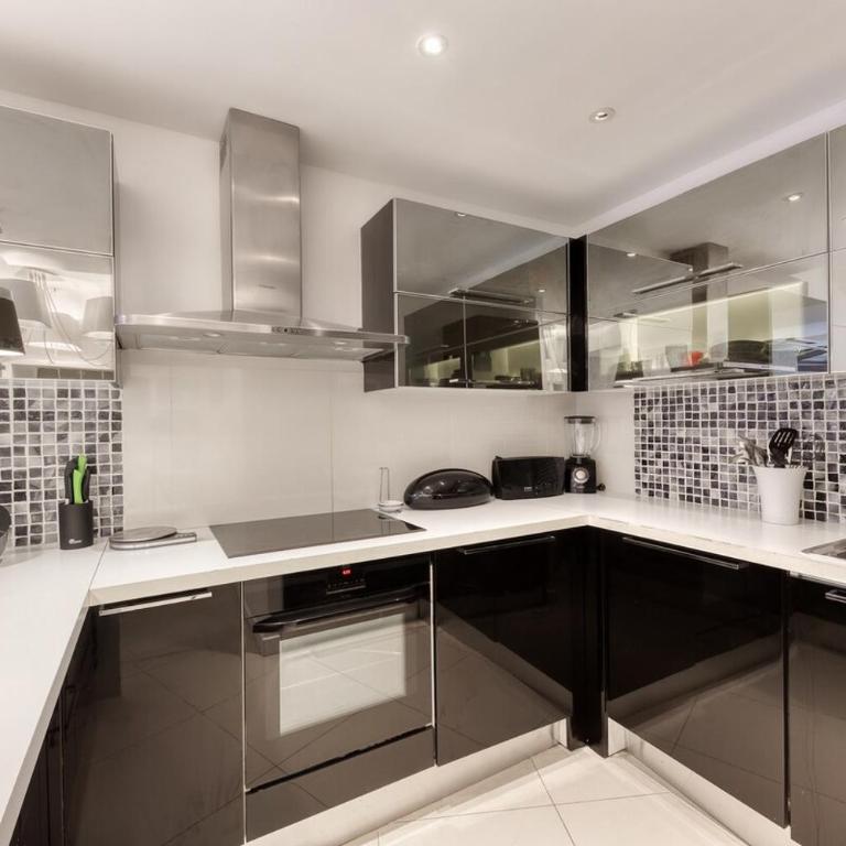 Garden flat in Paris 16 - Appartement 2 Chambres - 18