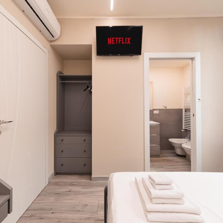 Dall'Arca Suites Bologna Station - Center - Fiera - Camera Matrimoniale con Bagno Privato - 10