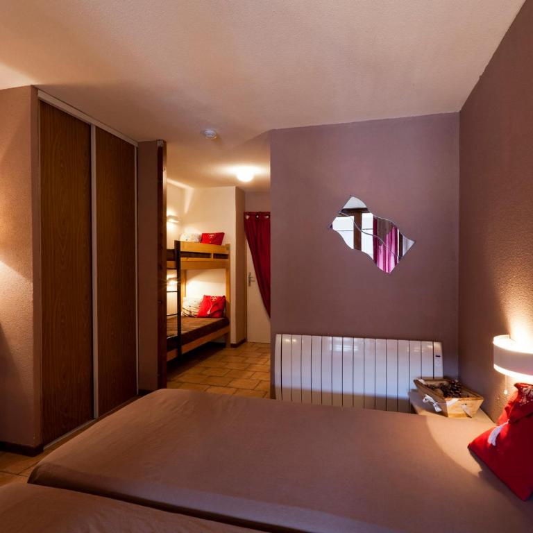 Studio 4 pers, balcon spacieux, WIFI, parking, animaux admis - Studio - 12