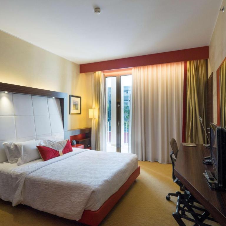 Hilton Garden Inn Lecce - Camera King con Accesso Disabili - 2