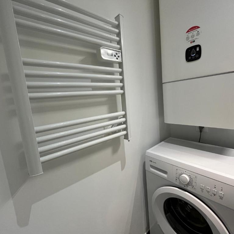 T2 Haussmannien rénové avec charme et modernité - Appartement 1 Chambre - 3