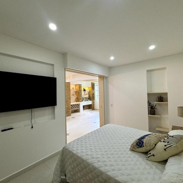Apartamento amplio y moderno cerca al parque - Apartment - 5