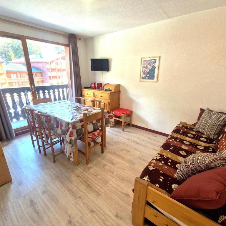 Appartement cosy 4/6 pers, balcon Est, centre-station, proche pistes et commerces - FR-1-265-193 - Apartment (6 Erwachsene) - 1