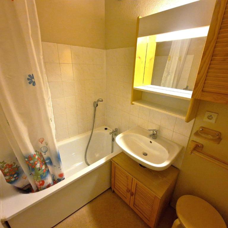 Appartement cosy 4/6 pers, balcon Est, centre-station, proche pistes et commerces - FR-1-265-193 - Apartment (6 Erwachsene) - 8
